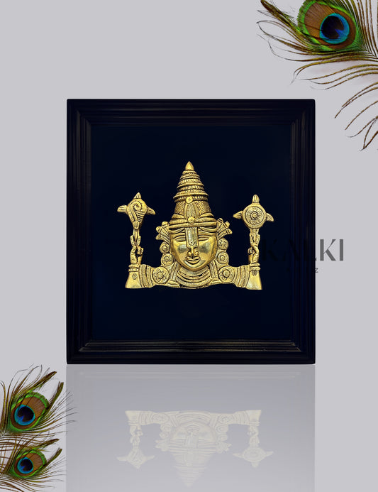 Brass Face Perumal with Sangu Chakkara